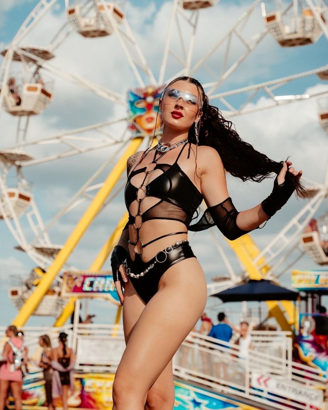 How To Avoid Wearing The Same Rave Outfit As Everyone Else