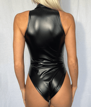 Lade das Bild in den Galerie-Viewer, Black Rave Outfit
