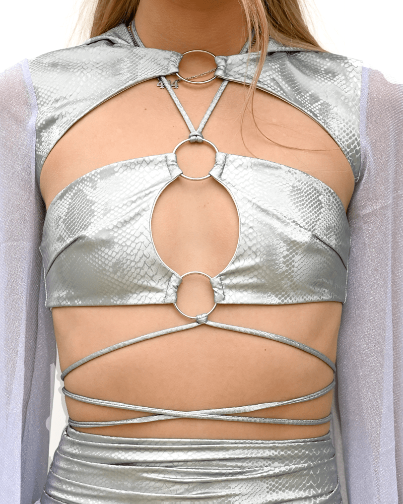 Silver Keyhole Ring Tie Top